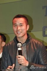 组图：戛纳影展台湾之夜派对 郑元畅陈妍希男才女貌