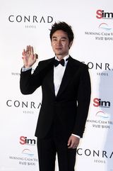 高清组图：李孝利神话Eric秀智等出席严泰雄婚礼