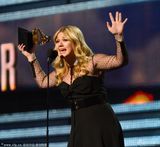 组图：55届格莱美独立势力崛起 新人展风采