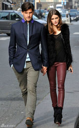 高清组图：奥利维亚-巴勒莫街拍皮草背心搭皮裤