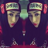 组图：柯震东绯闻女友程颖婕自拍美图