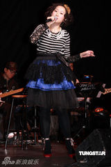 高清组图：王菀之不计前嫌原谅好友 张敬轩因病失约