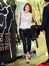 组图：李玹雨撑《结婚前夜》李准带可乐当观众