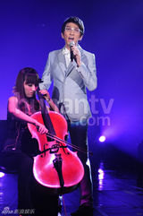 组图：我是歌手第八期现场花絮 传尚雯婕遭淘汰