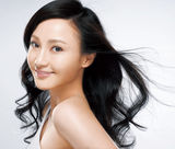 高清组图：姚笛代言护肤品 肌肤如凝脂光彩照人