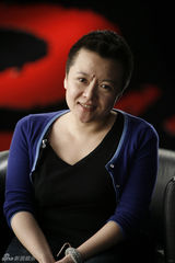 组图：成龙拍摄娱乐现场宣传片 宣扬慈善彰显爱心