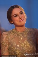 组图：《危险方法》首映 奈特丽复古纱裙清丽亮相