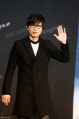 组图：《特种2》在韩首映 阿娇携男友正式亮相