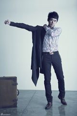 组图：信《无畏》巡演获期待 时尚大片抢先曝光