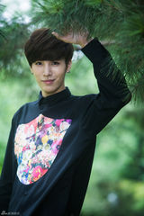 高清组图：独家对话韩国摇滚花美男鲁敏宇