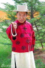 幻灯图：《小站风云》定妆照曝光 杨若兮搭配陈昭荣