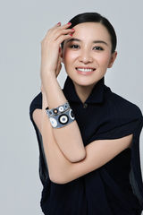 高清：小宋佳驾驭冷艳时尚 黑色魅惑难掩帅真性情