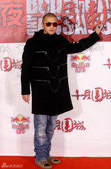 高清组图：《十月围城》首映 李嘉欣黎明亲密结伴