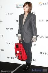 组图：李东旭车胜元等众星盛装出席首尔时装周 