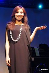 组图：林凡携手郁可唯开唱 配唱《犀利人妻》结缘