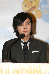 高清组图：韩星张根锡担任首尔新形象宣传大使