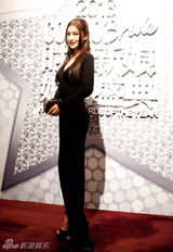 组图：谢楠吴京盛典秀恩爱 王岳伦亲吻李湘