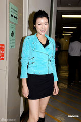 高清图：邓萃雯有信心赢 黎耀祥期待“称帝” 