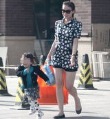 组图：田亮叶一茜为女摆卡通生日宴 刘烨舒淇送祝福