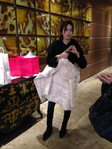 组图：《扫毒》变性人Poy北京首秀游览长城