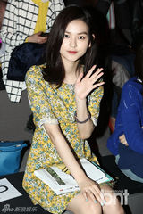 组图：missA等助阵时装周 金宇彬走秀变吸血鬼