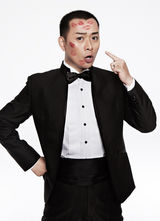 组图：黄海冰与甄锡好事将近 婚纱照甜蜜相拥