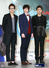 组图：高俊熙等出席《一年十二个男人》发布会