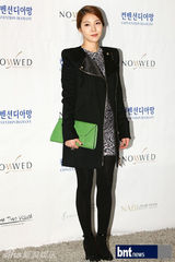 组图：韩笑星洪禄基大婚 SM娱乐家族总动员祝贺