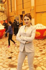 组图：艾菲携手霍尊献歌央视元宵晚会送祝福