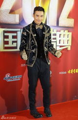 组图：群星亮相国剧盛典红毯 宋茜娇俏袁莉华贵