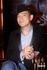 幻灯图集：《未来警察》首映 徐娇人小鬼大反问记者