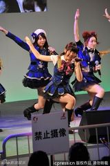 组图：AKB48北京开唱 众萝莉火辣短裙活力四射
