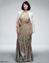 组图：陈数硬朗风格写真霸气外露