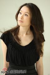 幻灯图集：吴越最新裸妆写真 盛夏美丽绽放