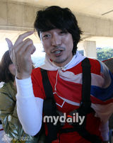 幻灯图： SBS《太极旗飘扬》南非拍摄 挑战蹦极