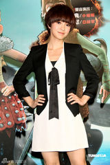 幻灯图：郭采洁为动画献声 陈汉典为结巴配音吃苦