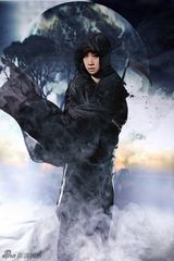 芙蓉姐姐变万圣节女郎 手持镰刀气氛鬼魅(组图)