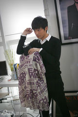 幻灯图：《摩登新人类》热怕 胡歌陈意涵吻戏很直接