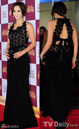 组图：金南珠获奖落泪 宋仲基文彩元成最佳搭档