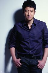 组图：张国强《王海涛》成功转型 居家男造型曝光