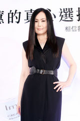 组图：江蕙预告将会退休 闻故乡支持泪眼道歉