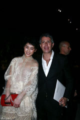 组图：陈燃透视装成焦点 复古时尚显东方魅力