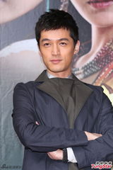 组图：刘诗诗胡歌亮相 蒋劲夫帅气娜扎美艳