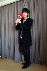 组图：对话韩团Block B 曝健身房常遇金秀贤