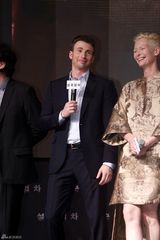 独家高清：《雪国列车》首映主创亮相大牌捧场