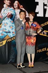 组图：《盲探》香港首映 黄金阵容全勤捐款80万