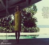 组图：艾米莉-布朗特《BAZAAR》似出水芙蓉