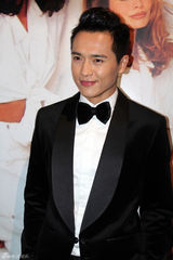 组图：高云翔亮相Vogue庆典 有型有款被赞国际范儿