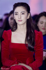 组图：张雨绮红裙明艳 高圆圆清新倪妮妩媚