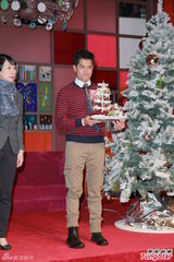 组图：郭富城拒提旧爱熊黛林 寄情工作